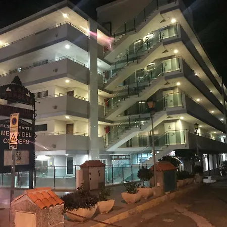 With A View - Playa Del Ingles, Taidia