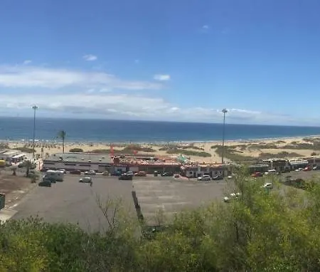 With A View - Playa Del Ingles, Taidia