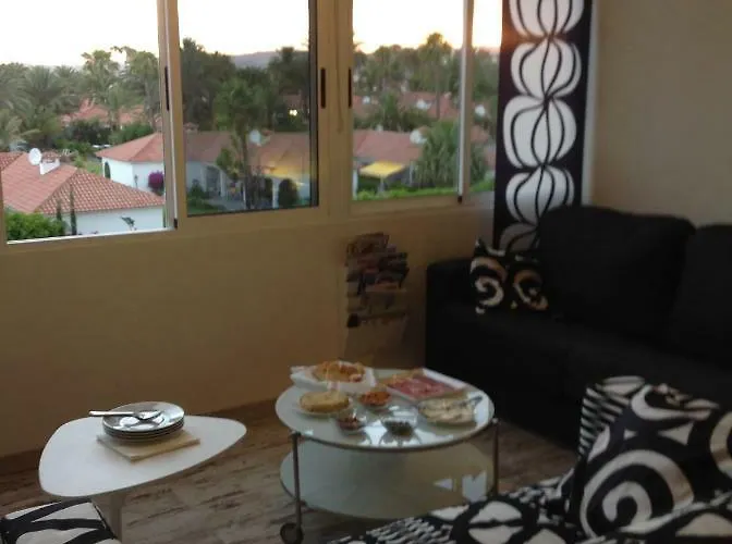 With A View - Playa Del Ingles, Taidia *