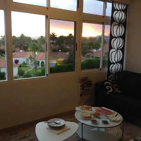 With A View - Playa Del Ingles, Taidia * 普拉亚戴尔雷安格莱斯